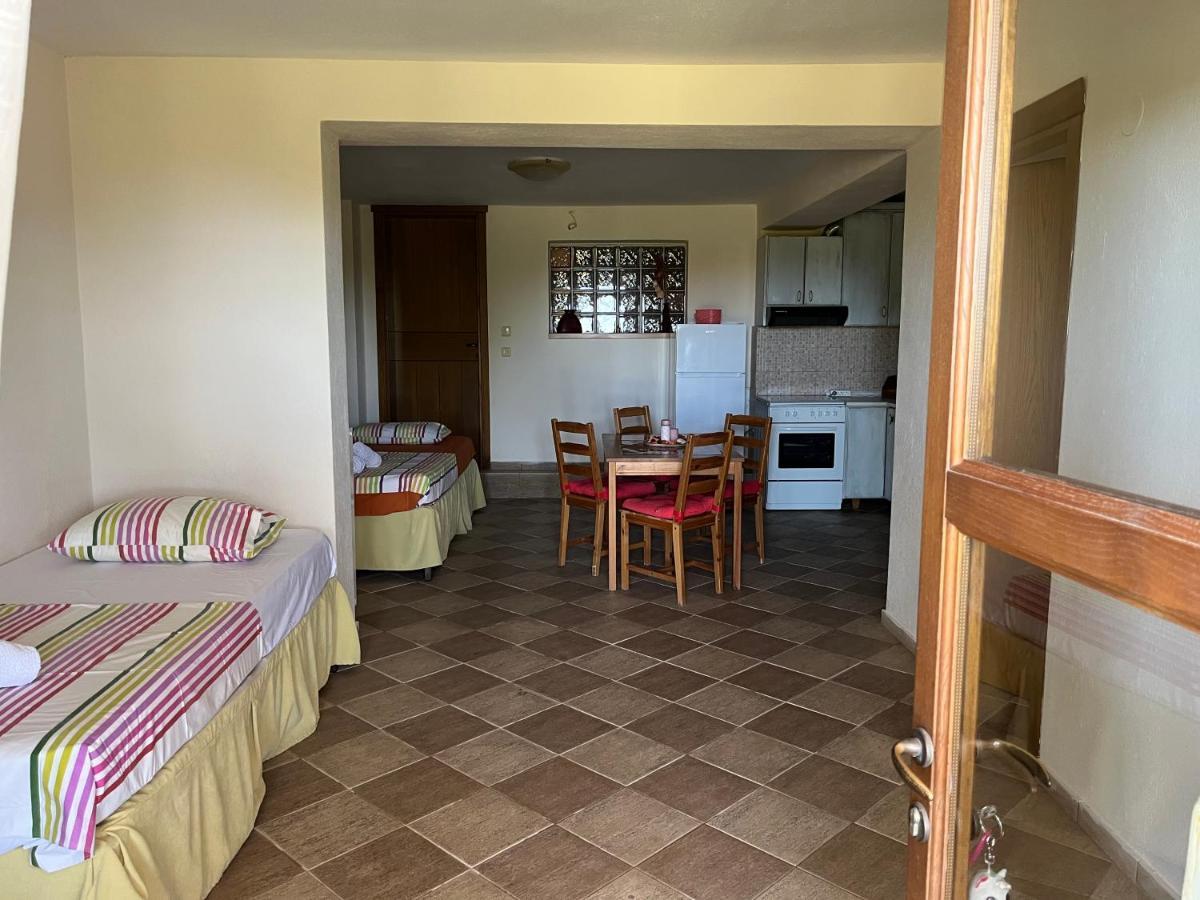 إيريسوس Guesthouse Kaliepia المظهر الخارجي الصورة