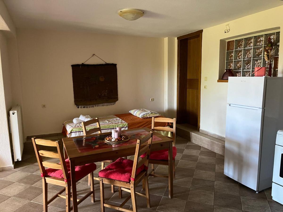 إيريسوس Guesthouse Kaliepia المظهر الخارجي الصورة